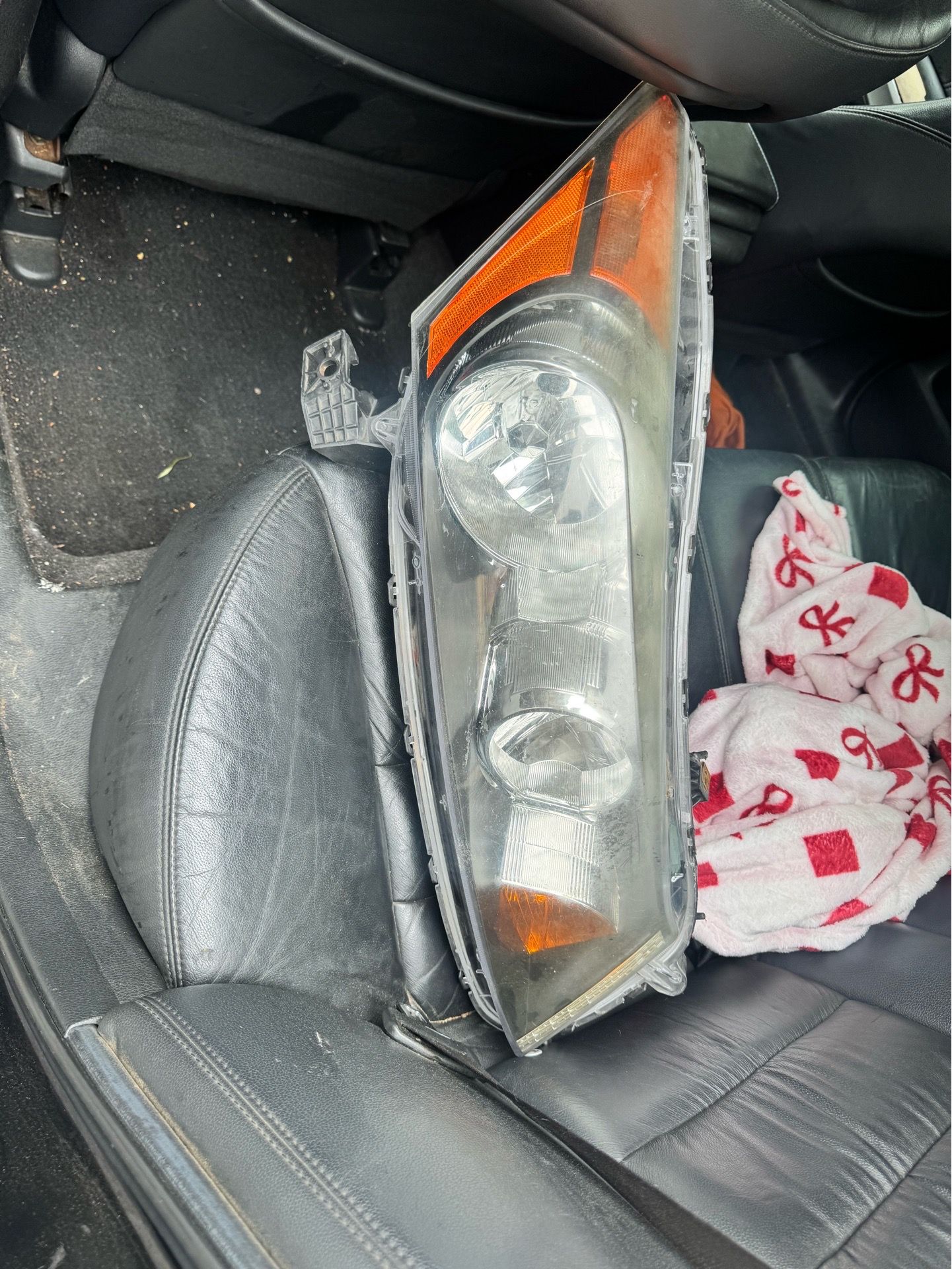2008 Honda accord headlight