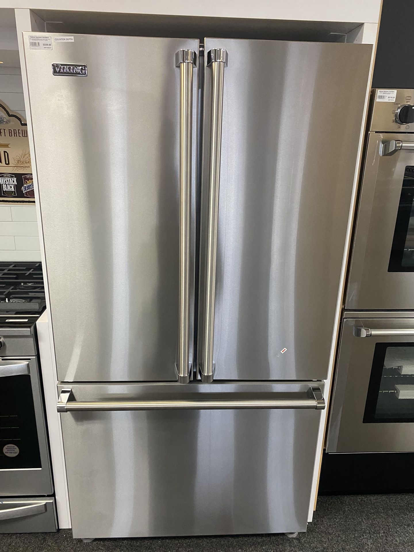 Viking 3 Series  RVFFR336SS 36 Inch Counter Depth French Door Refrigerator - slight ding/dent