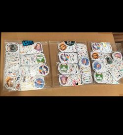 Kids sticker pack of 3 / 3  packs contains 1800 stickers/ see discription 👍