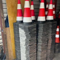 Traffic Safety Cones, Landscape Cones , Construction Cones,School Cones, Church Cones ,Sports Cones 28” inches tall *NEW*