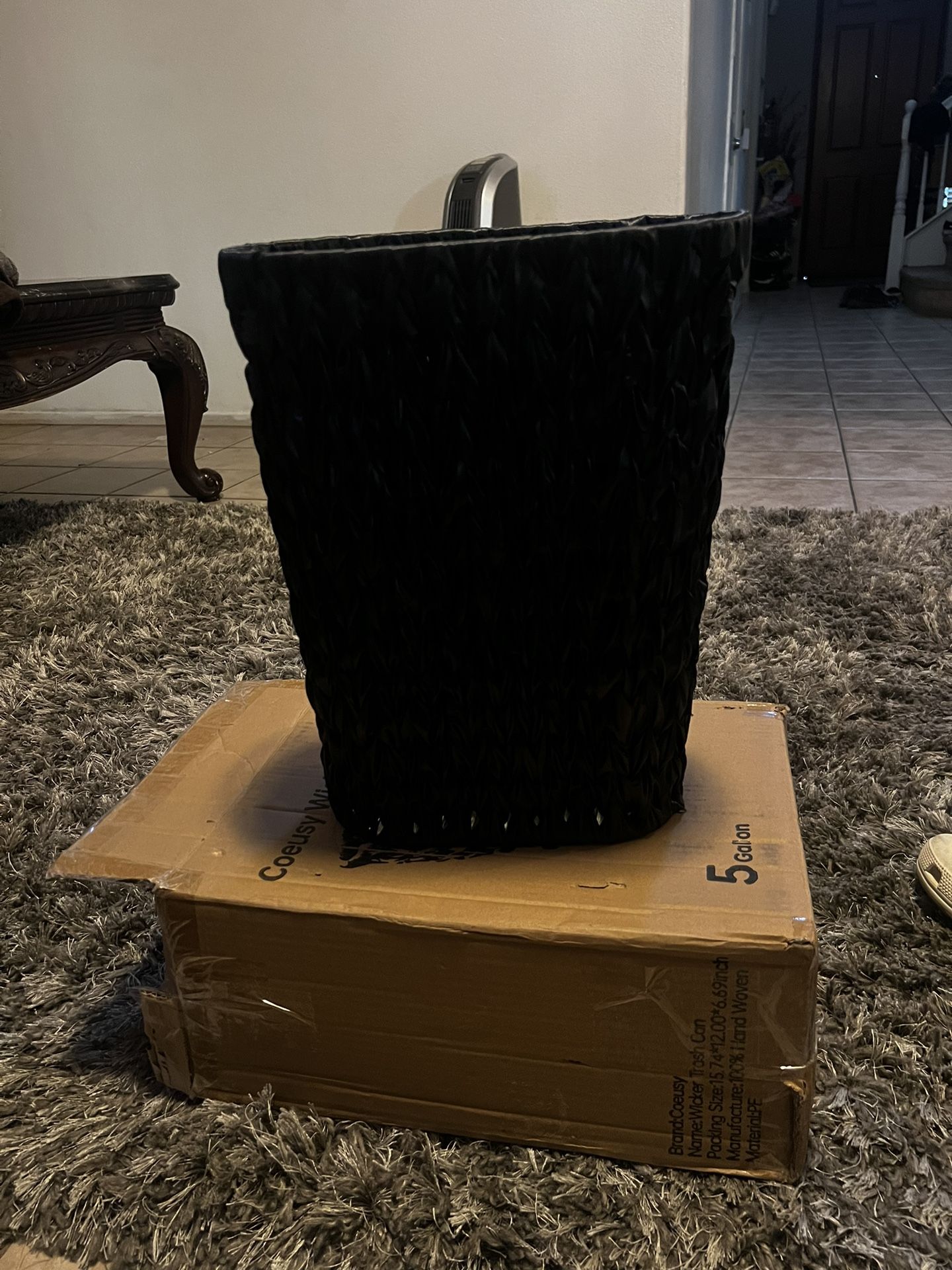 Decorative Trash can