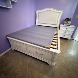 Bed For Sale 