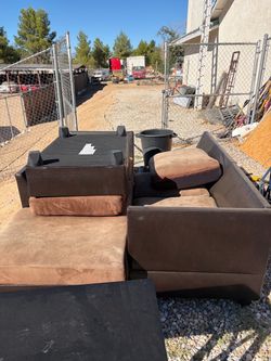 Sectional couch - leather