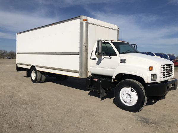2001 box truck 24ft gasolina for Sale in San Antonio, TX - OfferUp
