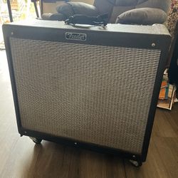 Fender deville III 212