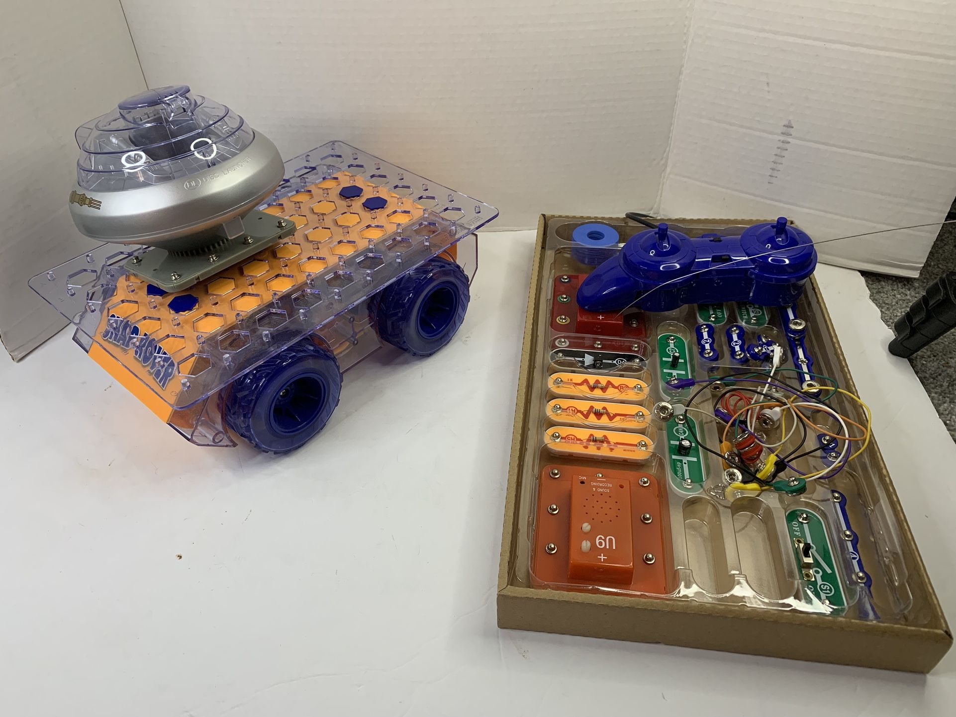 RARE Electronic Snap Circuits Deluxe Snap Rover By Elenco