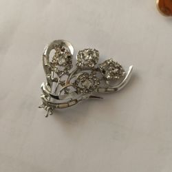 Vintage Brooch