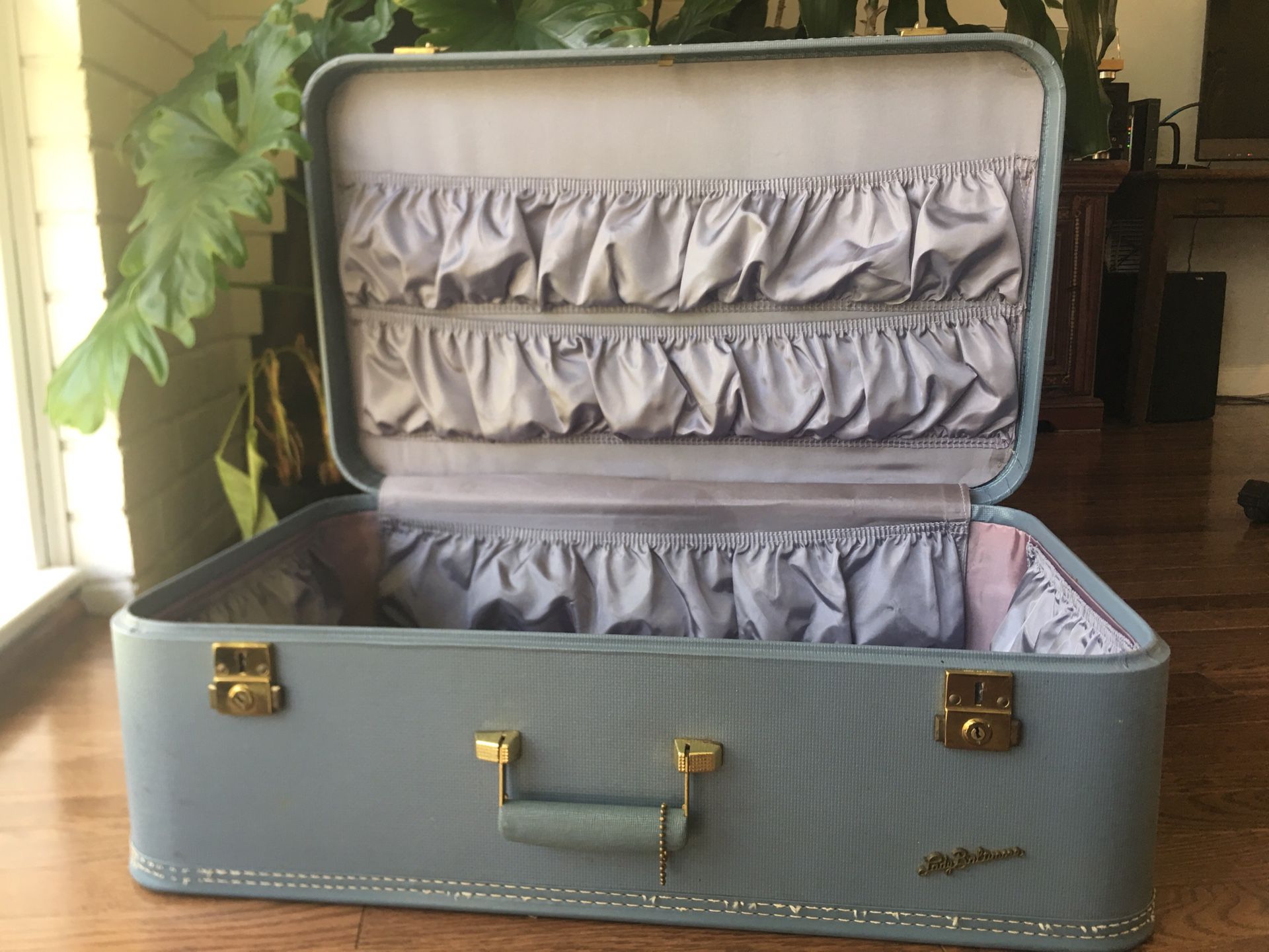 Cool blue vintage Lady Baltimore suitcase