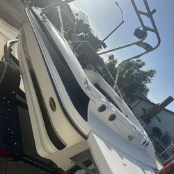 2004 Larson SEI 180