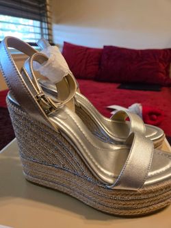 MK Wedges NEW