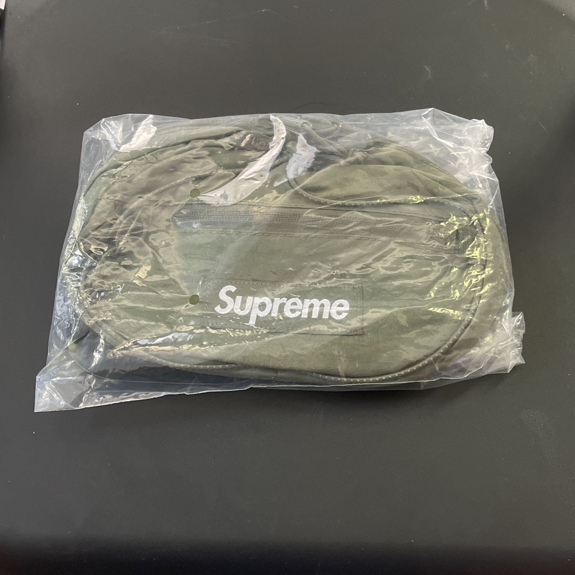 Supreme Waist Bag (FW20) Olive 