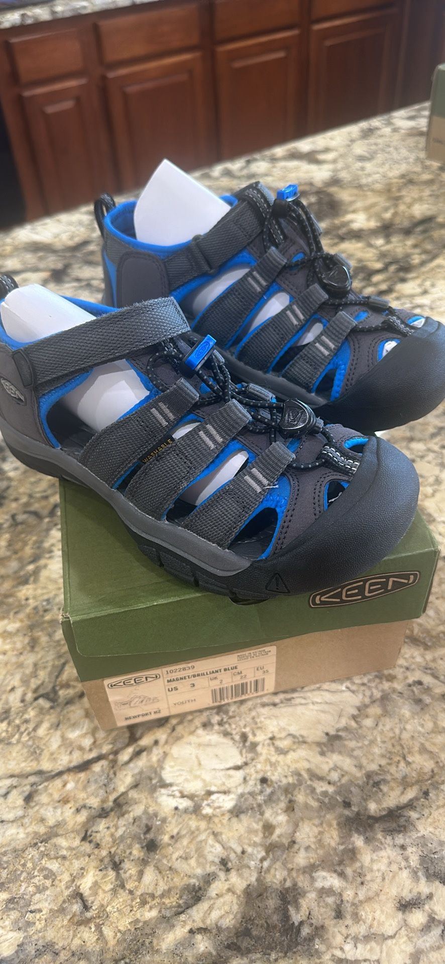 79 - Keen Youth Shoes Newport H2