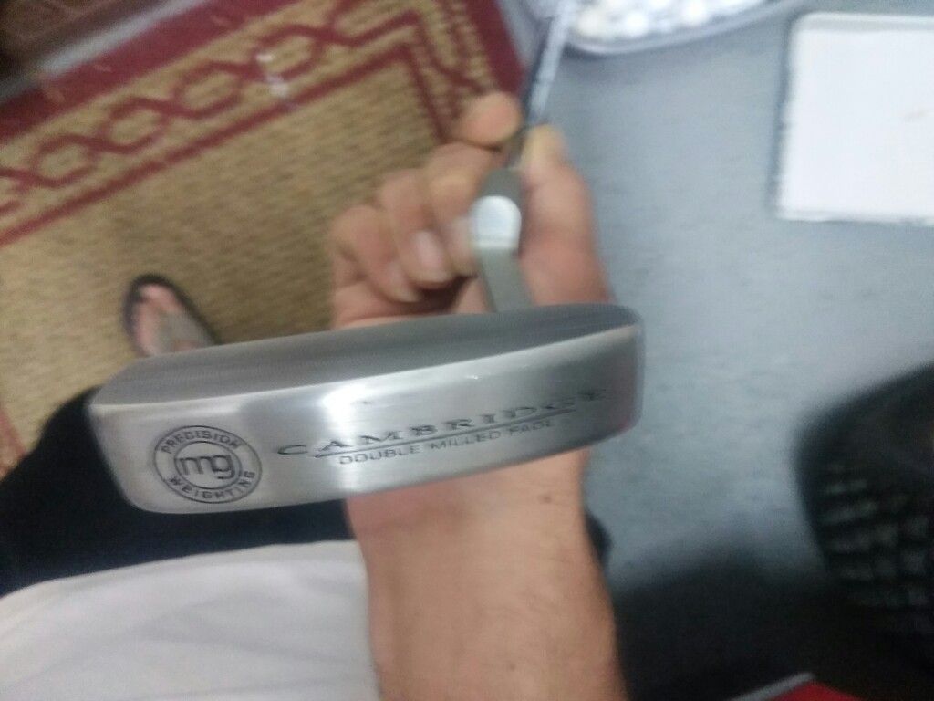 MG golf putter
