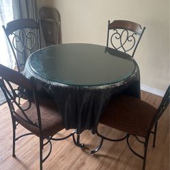 Dinning Table w/ Glass Top & Chairs