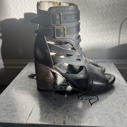 Freebird By Steven Tiara Black Leather Buckle Bootie Women’s Boots Size 7