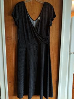 Merona Size Large Poca DotDress
