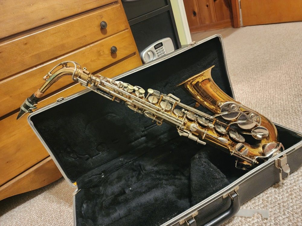 Bundy Alto Saxophone