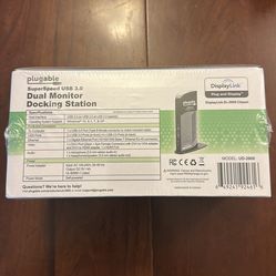 PLUGABLE USB 3.0 AND USB-C DOCKING STATION WITH DISPLAYLINK TECHNOLOGY