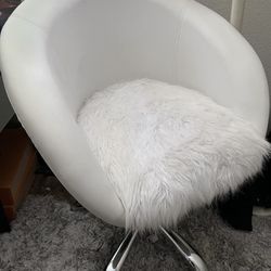Fur Chair 