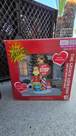 Christmas grinch blow up decor