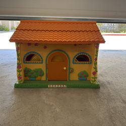 Dora And Family House