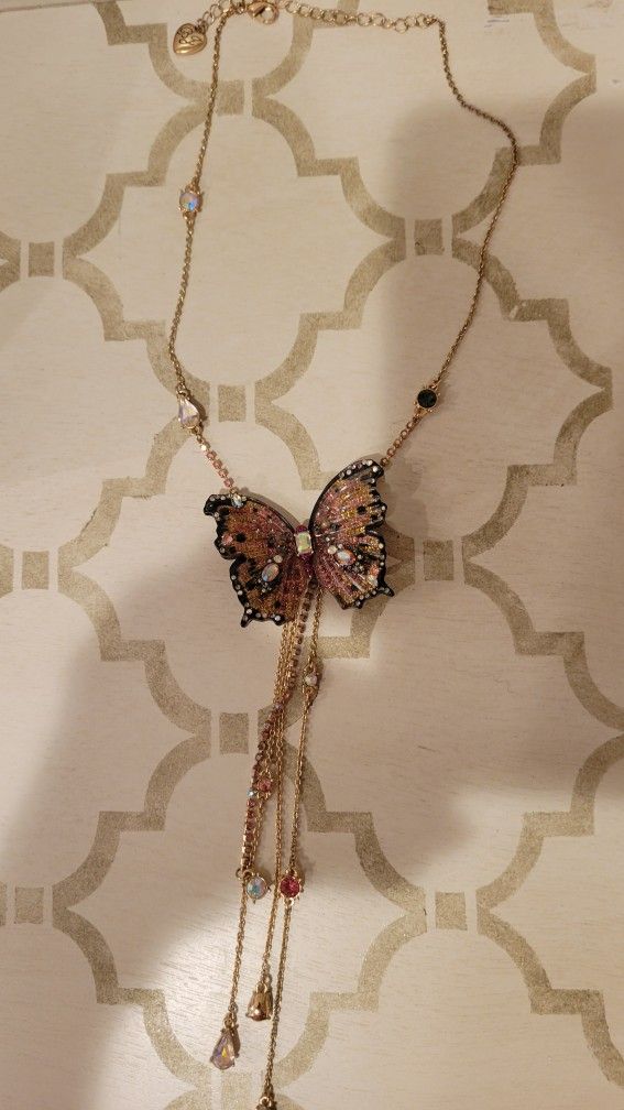 Beautiful Butterfly Necklace