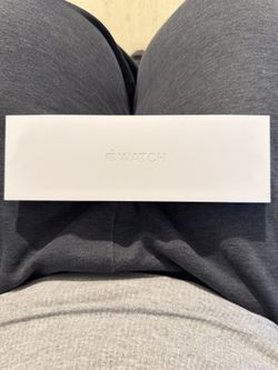 Brand New Unlocked Apple Watch Series 10 46mm (Jet Black) with Sports Band.