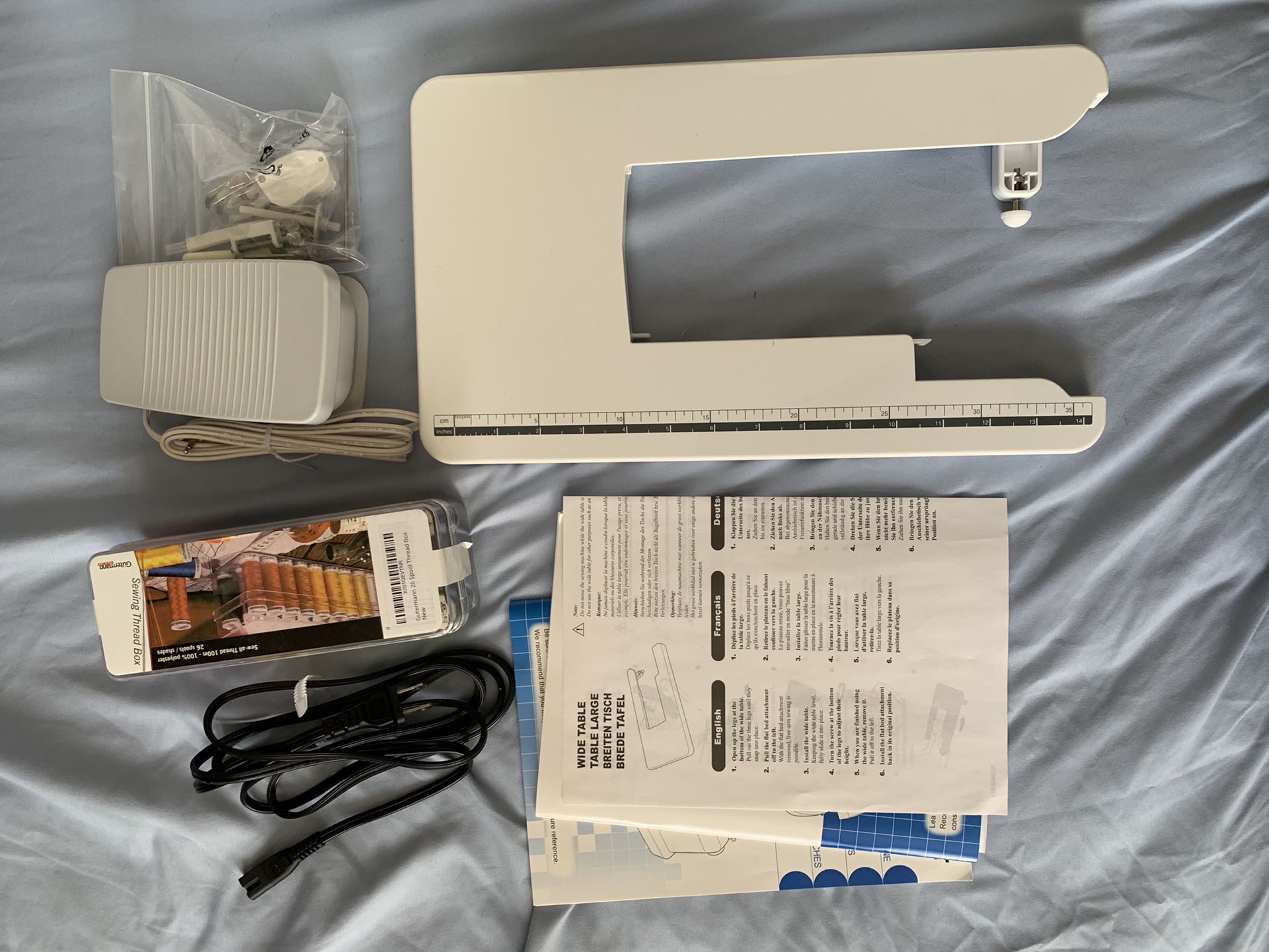 Brother Sewing Machine CS6000i for Sale in Los Angeles, CA - OfferUp