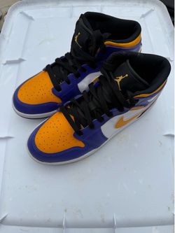 Jordan Lakers  shoe