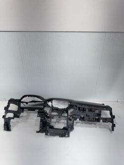 (869) 18-21 Chevy Chevrolet Traverse Dash Panel 2018 2019 2020 2021