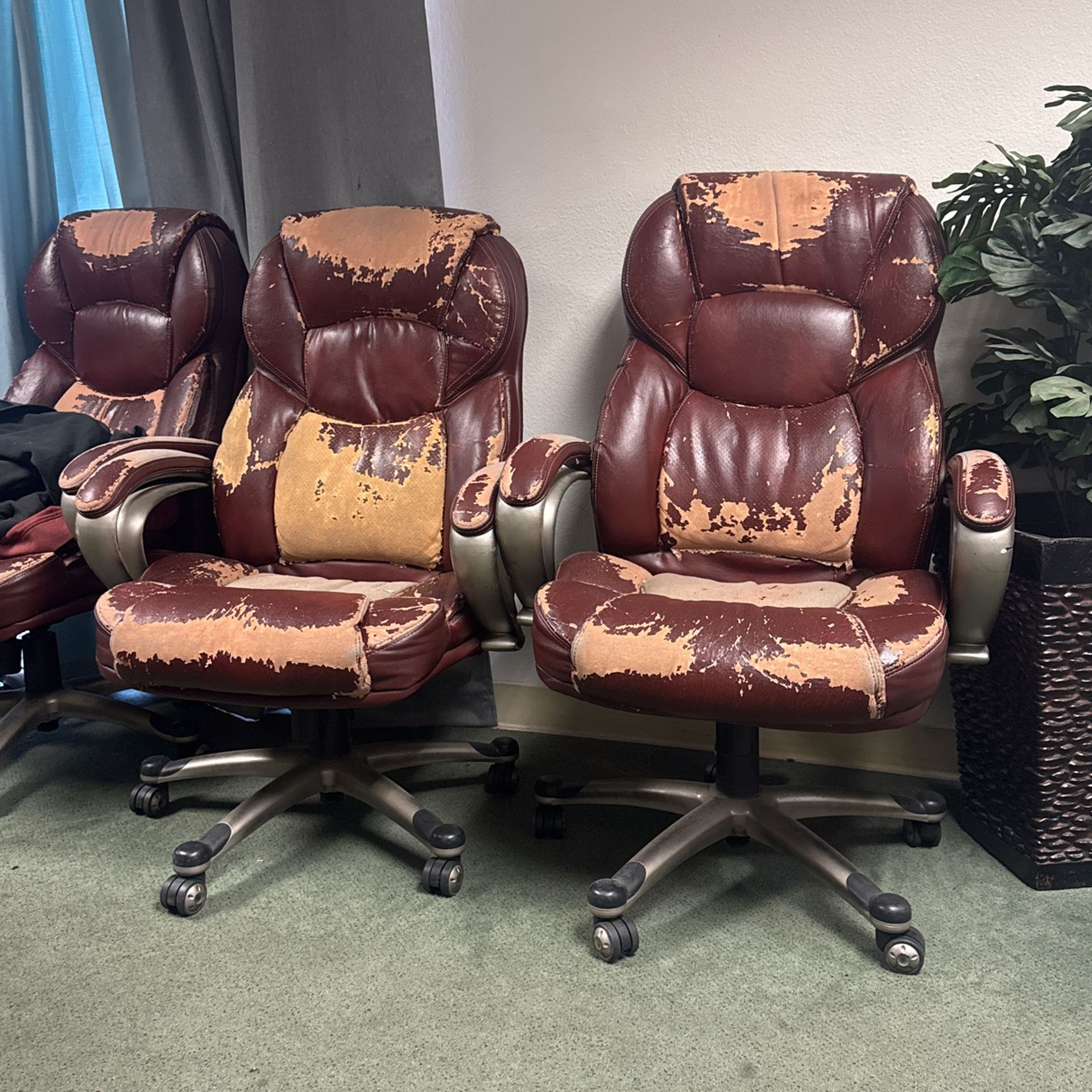 9 Free Office Chairs 