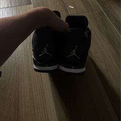 Air Jordan 4 Black canvas