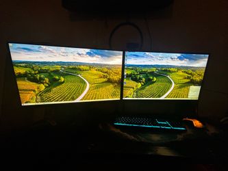 2 LG Monitors 27 inch high quality