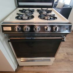Gas Range 