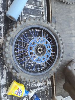 F And R Yz250f 2013 Rims And Tires And 2 Paddles