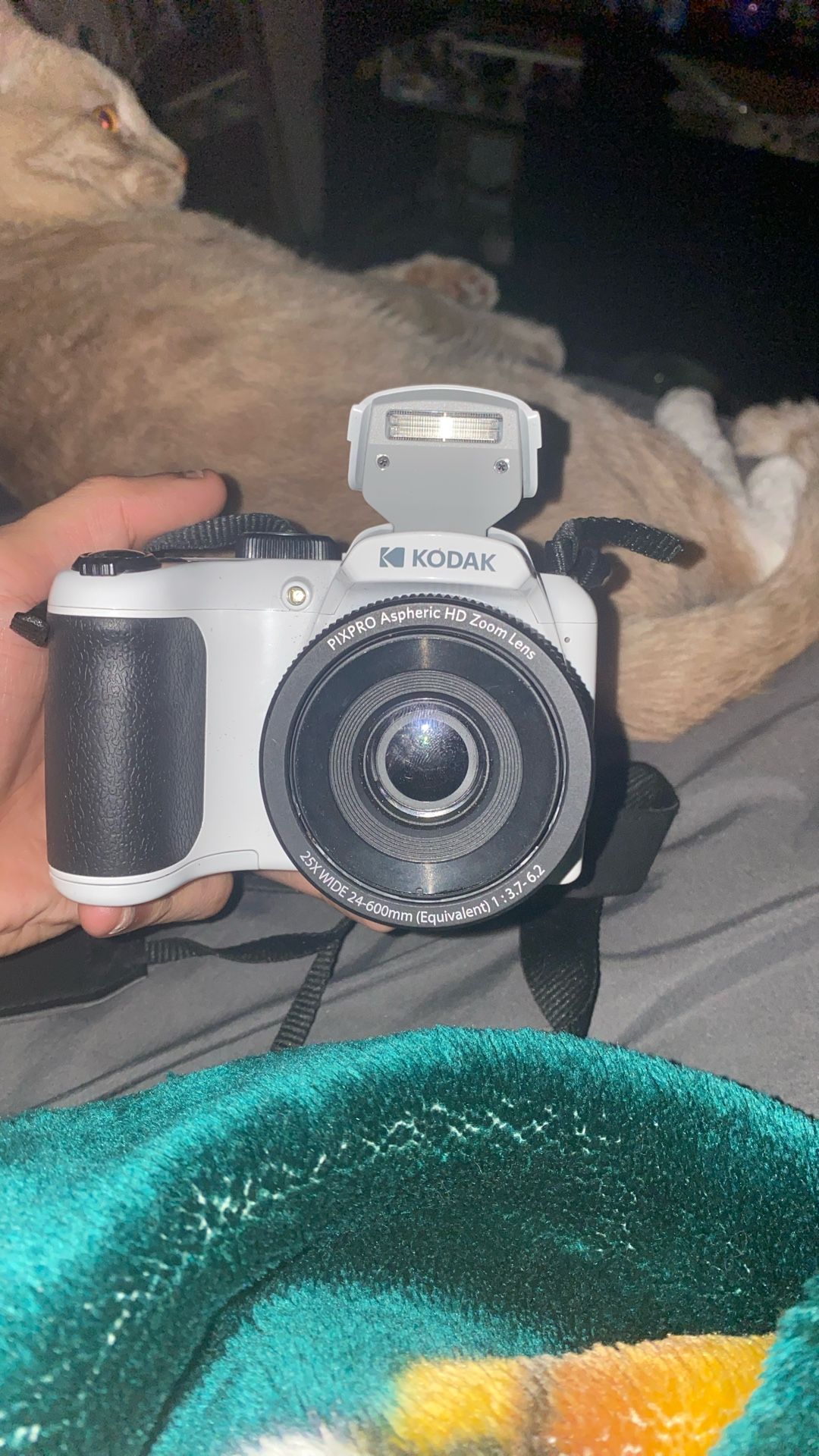 Kodak AZ255-WH Pixpro