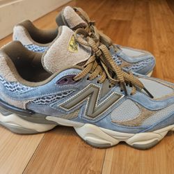 New Balance 9060 (Womans 10.5 US)