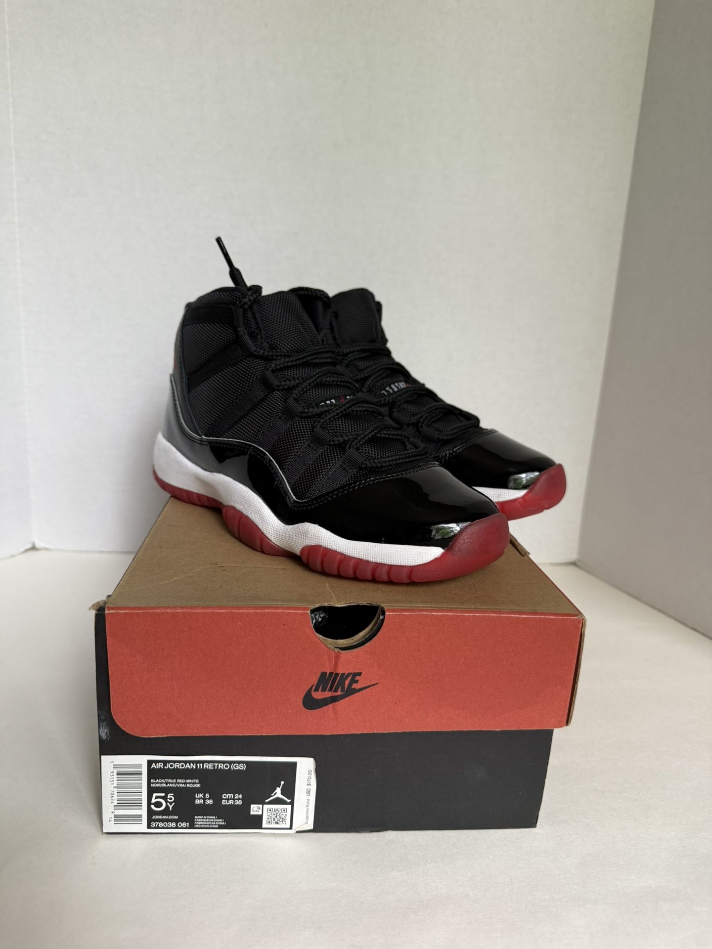Jordan 11 GS ‘Playoff Bred’ Size 5.5Y