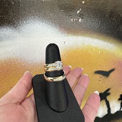 10k CZ STONE RING 