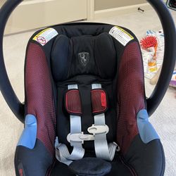 Cybex Aton M Ferrari Edition