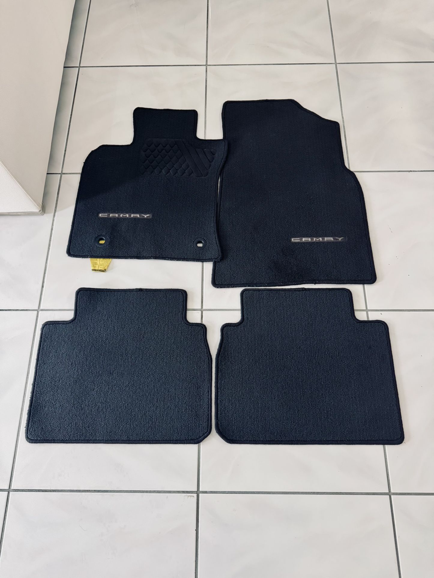 FREE!! 2018-2024 Toyota Camry Original OEM Black Floor Mats