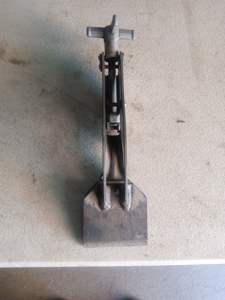 Clark Feather Valve Compressor Tool
