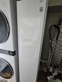 LG Steamer closet