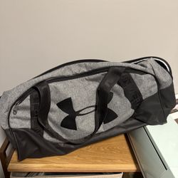 Under Armor Duffle Bag With Shoulder Strap