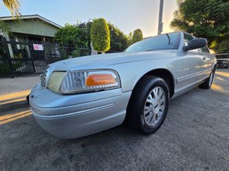 2005 Ford Crown Victoria