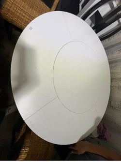 White Round table