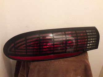 {contact info removed} .Pontiac firebird tailight