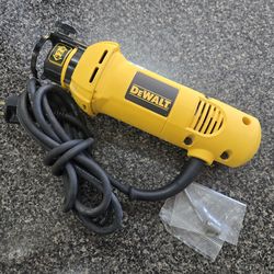 DeWalt Cut Out Tool (DW660)