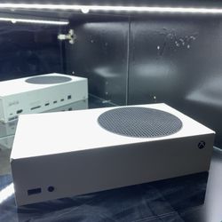 Xbox One Series S Bundle