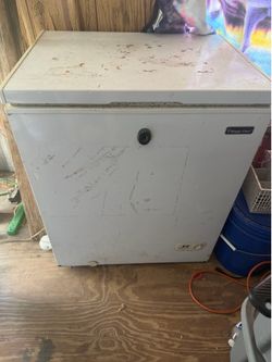 Deep freezer